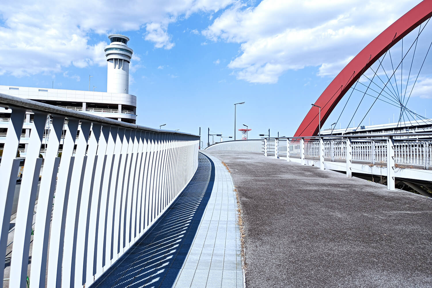 羽田空港第2ターミナルの宅配クリーニング1